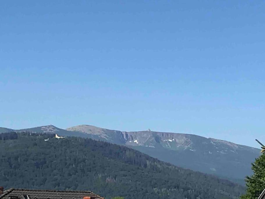 Sweet Home Cieplice Mountain View Apartament By The Main Park And Thermal Pools Jelenia Gora Exterior photo